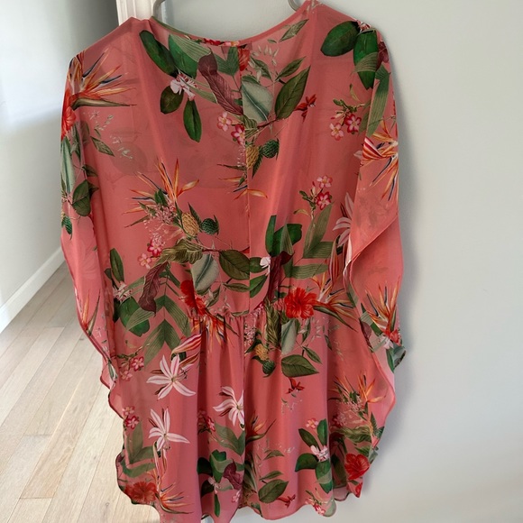 Express dress - Picture 2 of 3